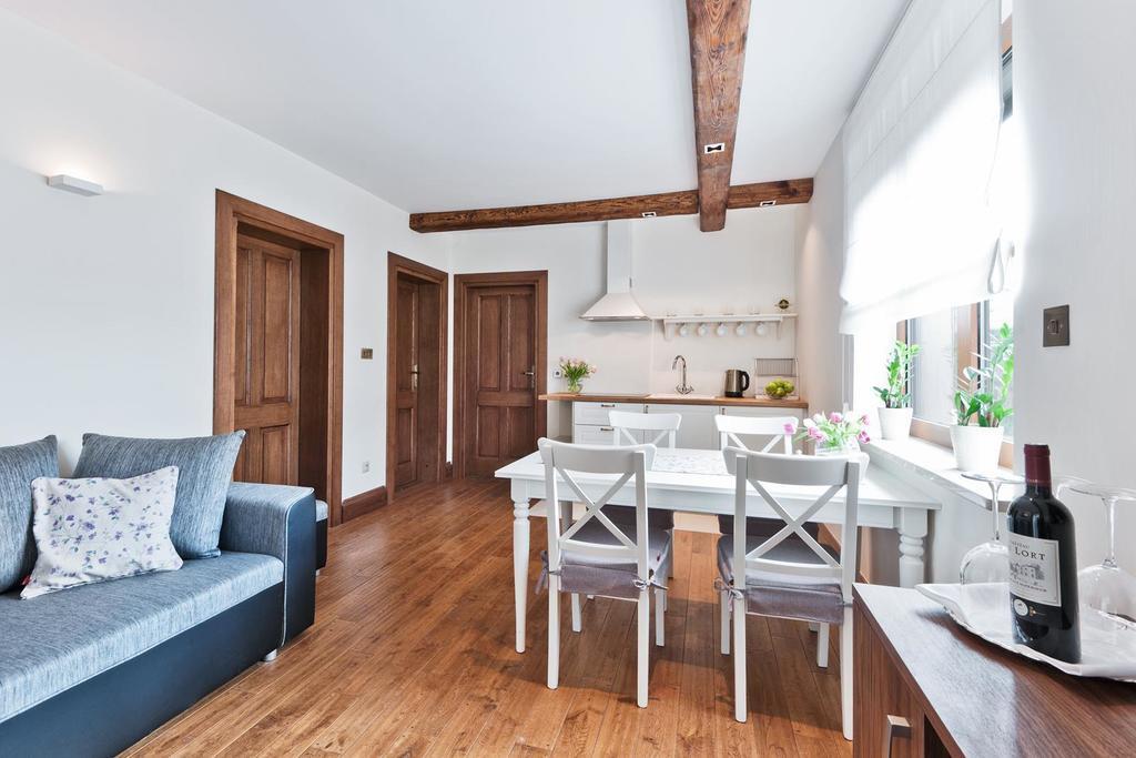 Mevo Apartament Polanczyk Luaran gambar